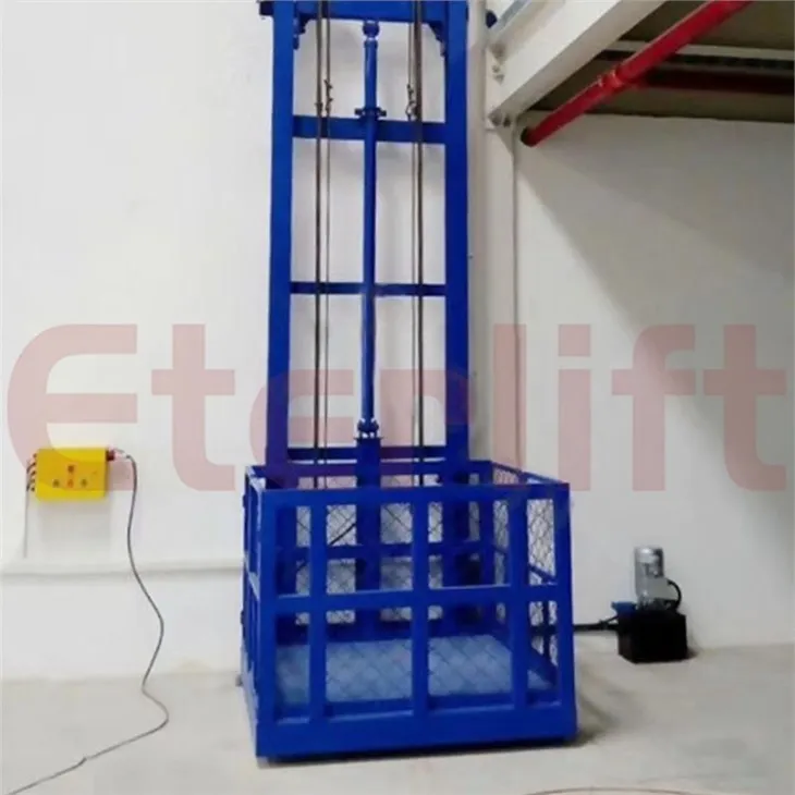 Warehouse Small Goods Lift