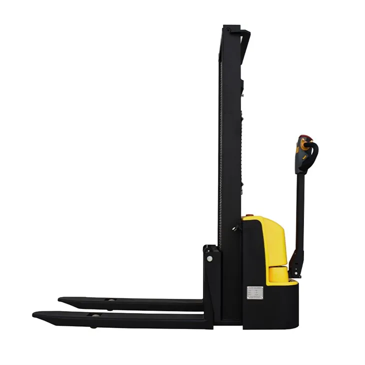 1000 kg elektrilised kaubaalused virnastajad